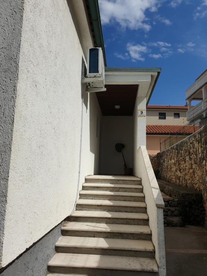 Villa Two Olives Vrbnik Exterior foto
